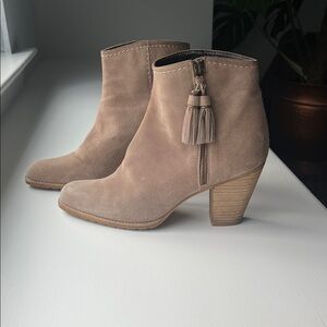 Stuart Weitzman Suede Ankle Boots. Excellent condition.
